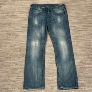 Men’s Buffalo jeans!